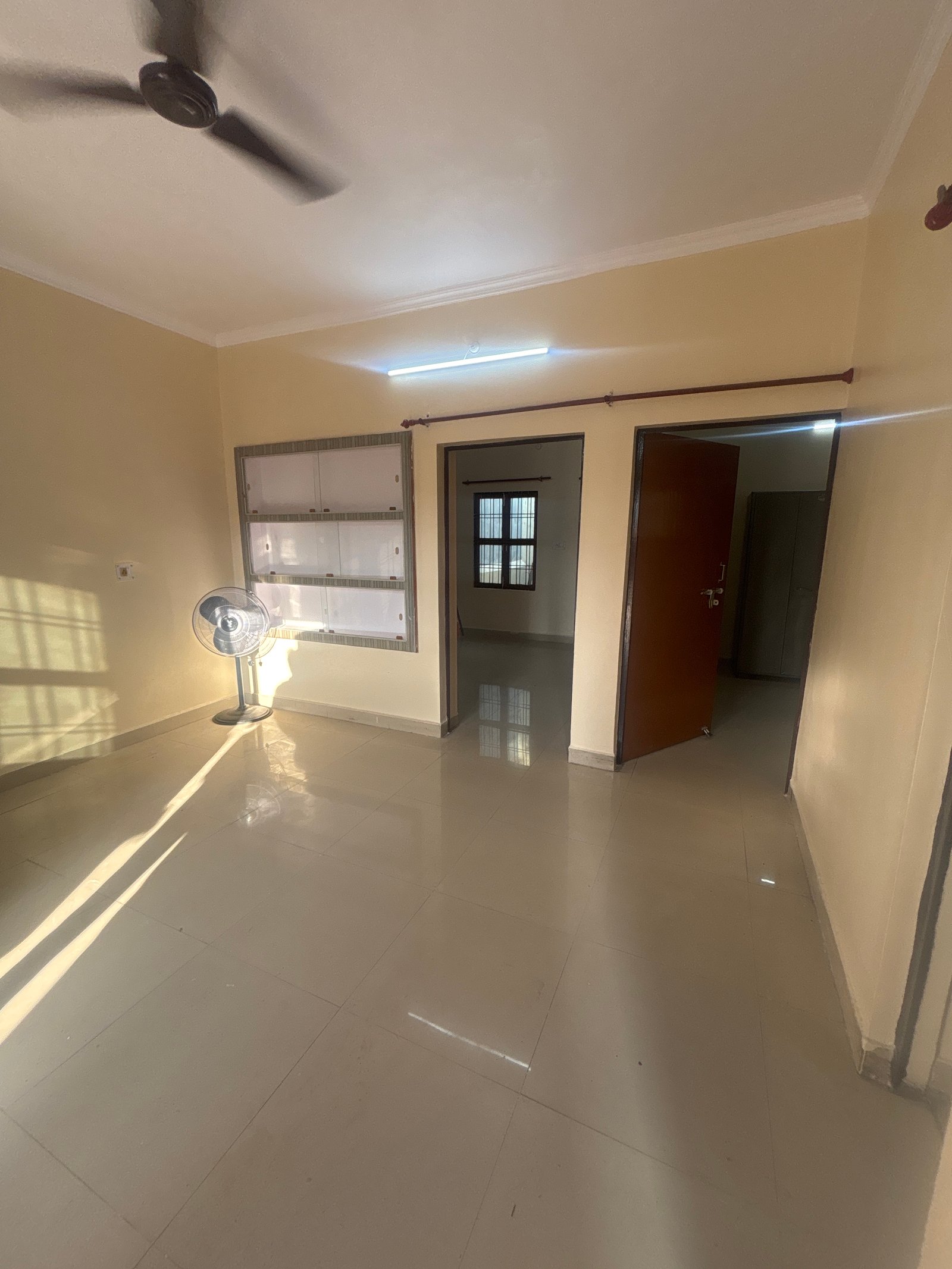 Residential, Independent House / Villa for rent near Sant kabir school / 100m — AAG-0017