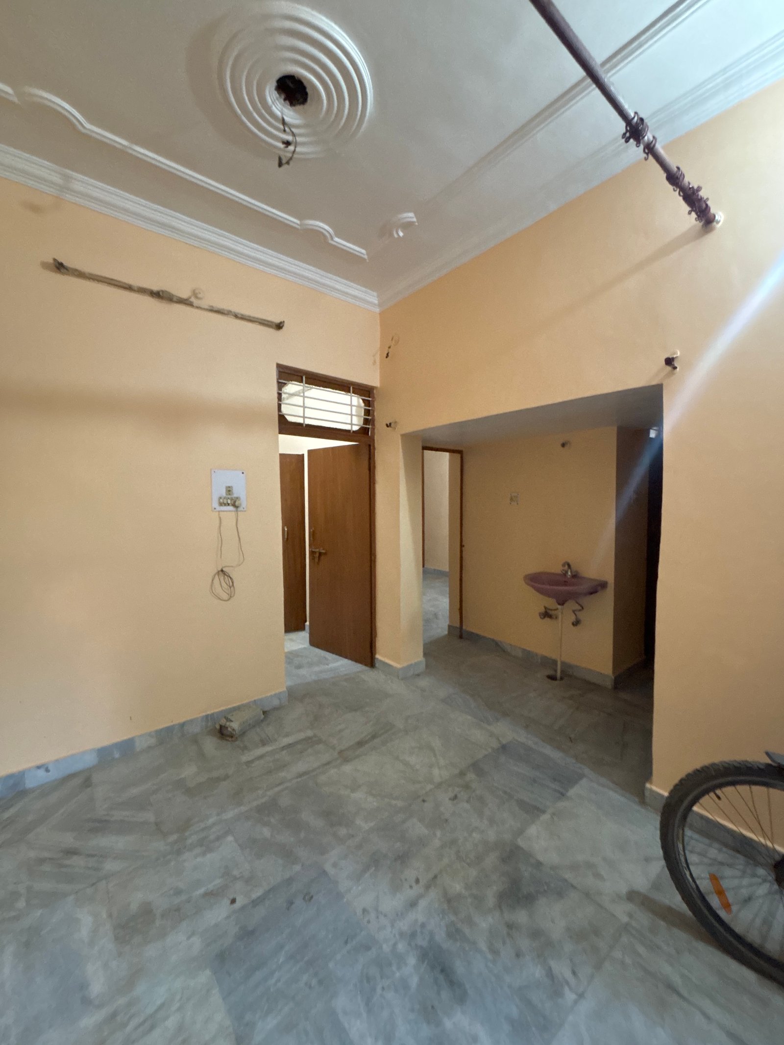 Residential for rent near Atkta park — AAG-0022