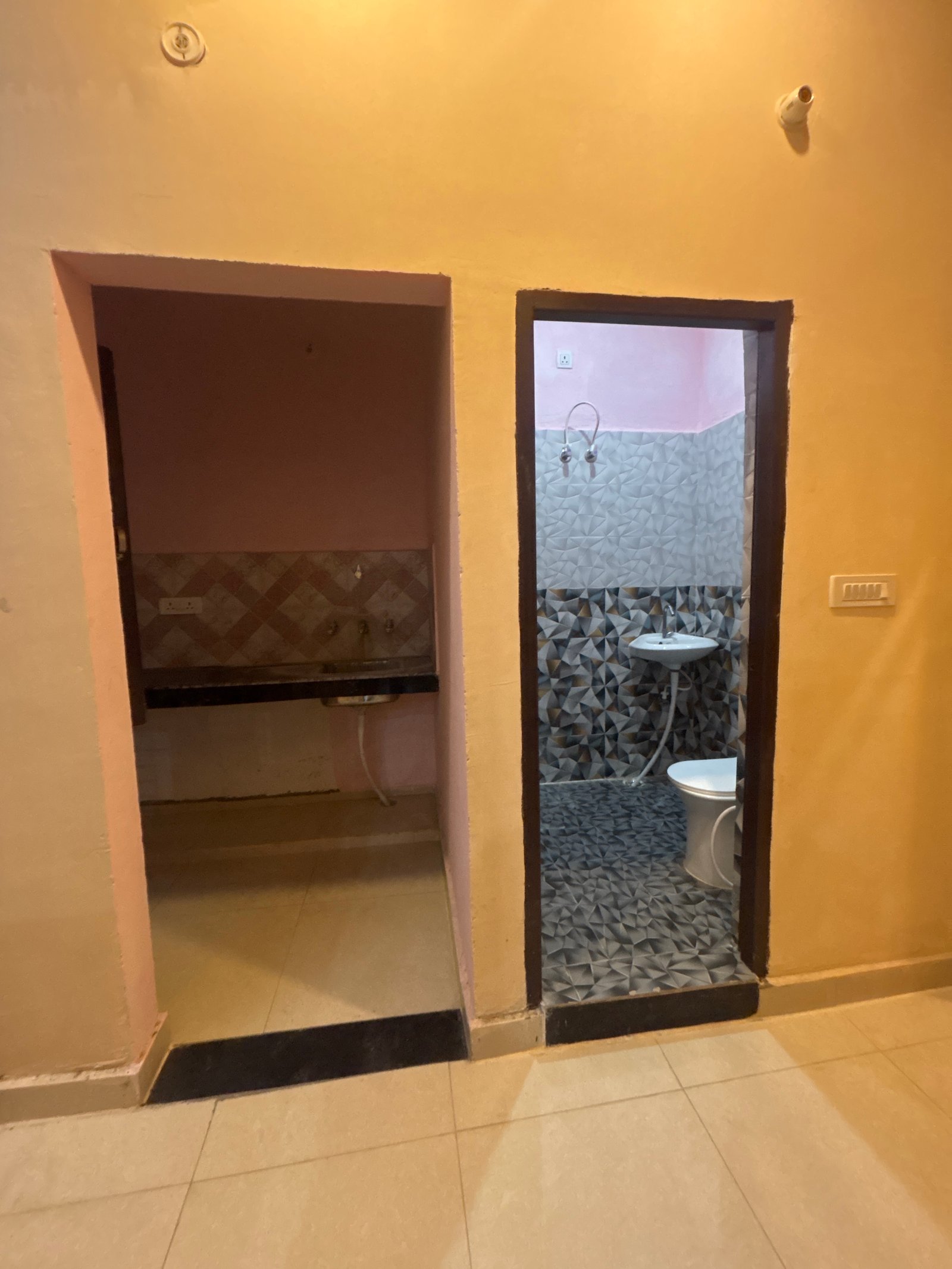 Residential near True Value / 500m — photo 2, AAG-0026